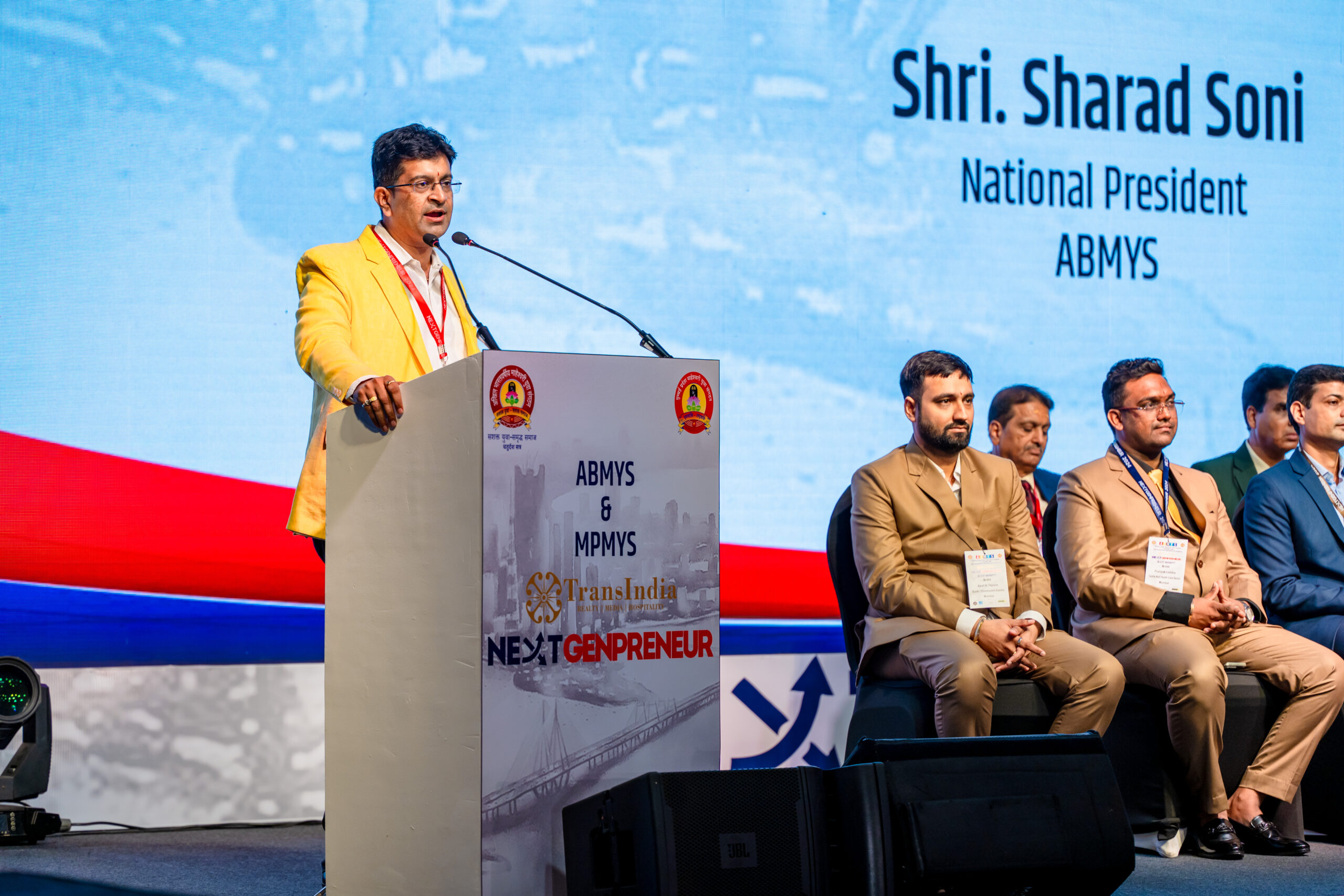 638614888383312918_1624