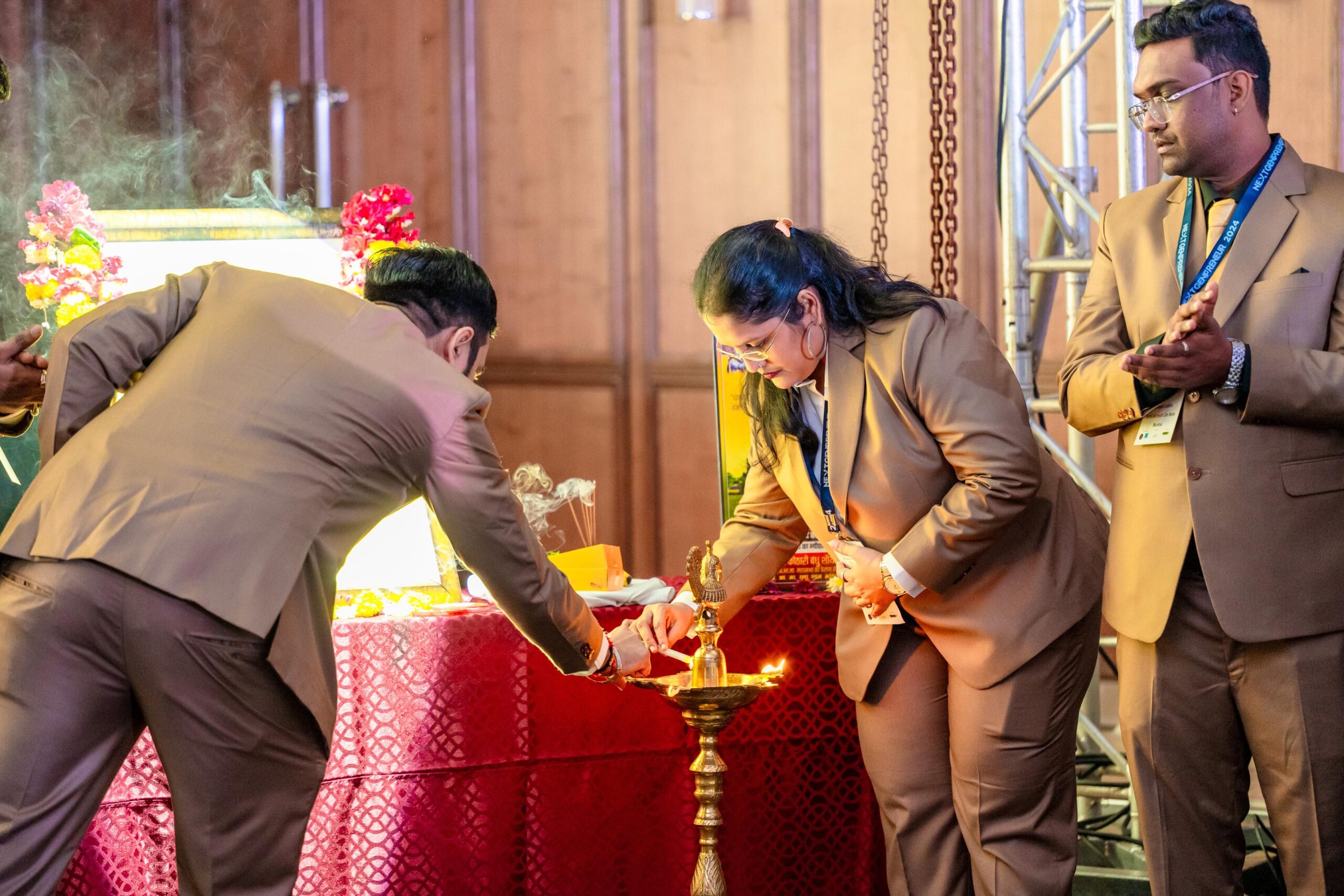 638614892131778499_1304